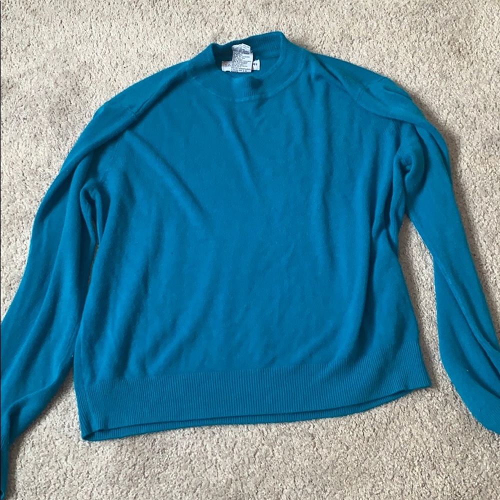 Women’s sweater
